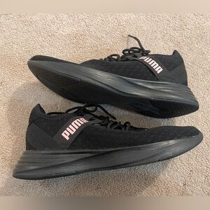 PUMA SNEAKERS - WOMENS